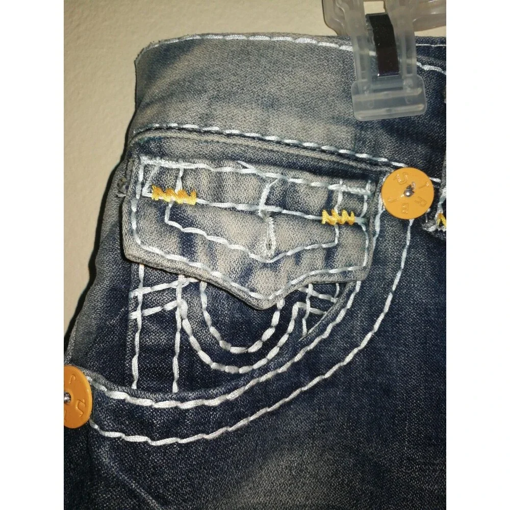 New with tags True Religion Billy Big T 78 Urban Cow 24-5030MBT2 Jeans Size 34